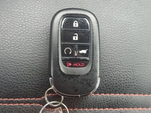 Used 2025 Honda CR-V Sport-L image 28