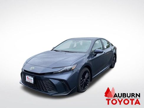 New 2026 Toyota Camry SE FWD image 3