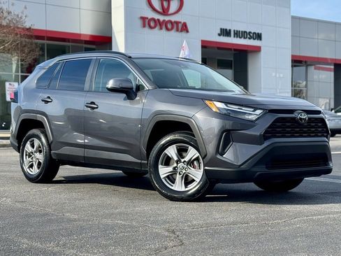 Used 2024 Toyota RAV4 XLE image 2