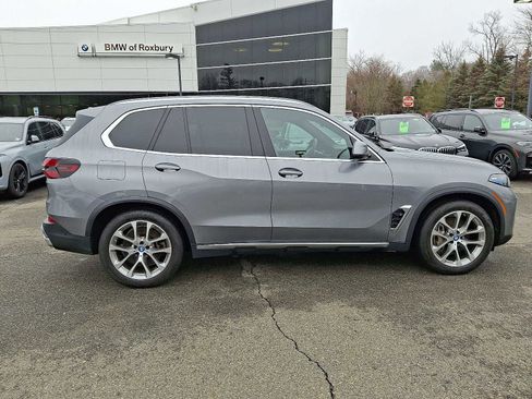 Used 2024 BMW X5 xDrive50e w/ Premium Package image 8