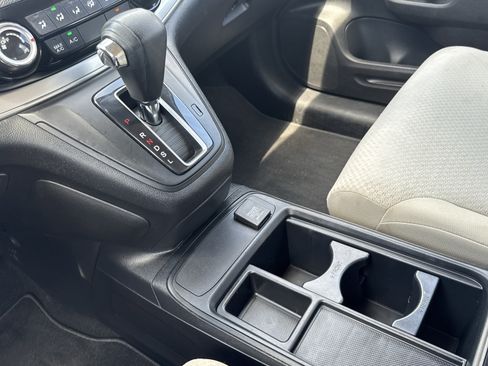 Used 2016 Honda CR-V LX image 12