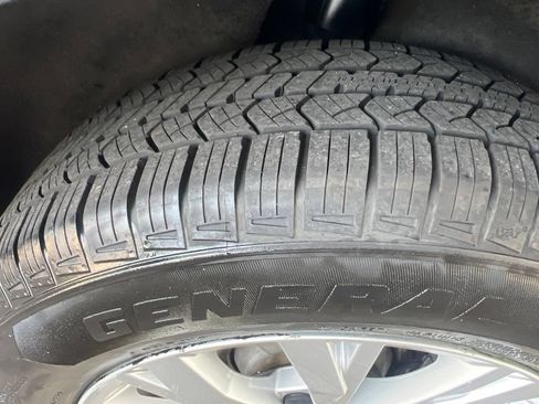 Used 2020 Volkswagen Tiguan S AWD/4WD image 42