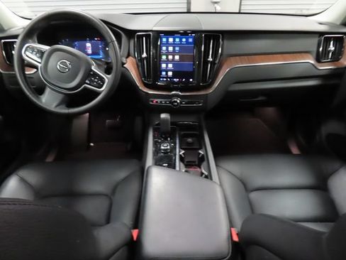 Used 2023 Volvo XC60 B5 Plus AWD/4WD image 21