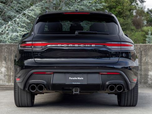 Certified 2022 Porsche Macan S AWD/4WD image 10