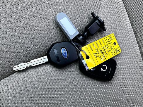 Used 2018 Subaru Impreza 2.0i Premium w/ Eyesight & BSD & Rcta AWD/4WD image 15
