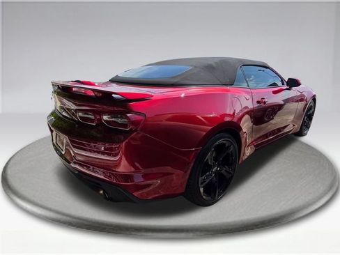 Used 2023 Chevrolet Camaro LT RWD image 5