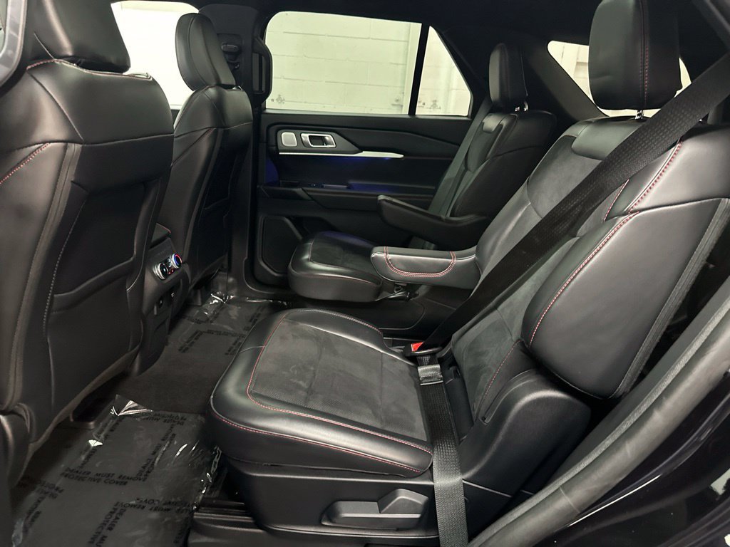 Used 2025 Ford Explorer ST w/ Sun And Sound Package AWD/4WD image 21