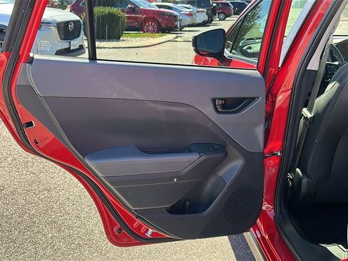 Used 2024 Subaru Crosstrek 2.0i Premium image 23