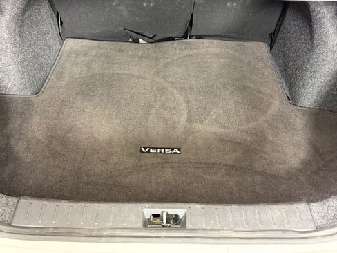 Used 2025 Nissan Versa SV FWD image 23