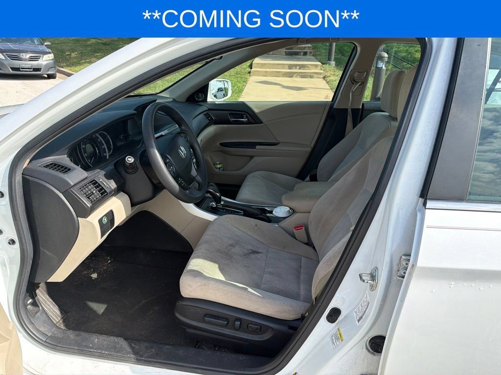 Used 2014 Honda Accord EX image 12