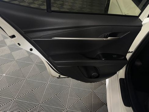 Used 2025 Toyota Camry SE FWD image 26