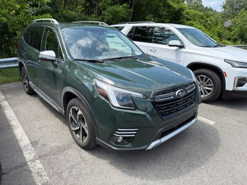 Used 2023 Subaru Forester Touring AWD/4WD image 7