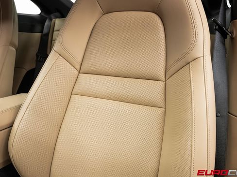 Used 2024 Porsche 911 Carrera S RWD image 40