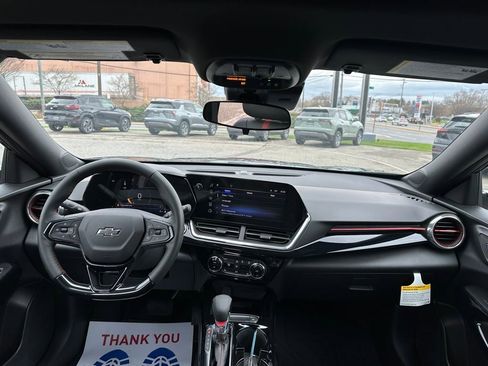 New 2026 Chevrolet Trax RS w/ Sunroof Package FWD image 11