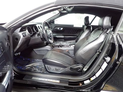 Used 2021 Ford Mustang GT Premium RWD image 21