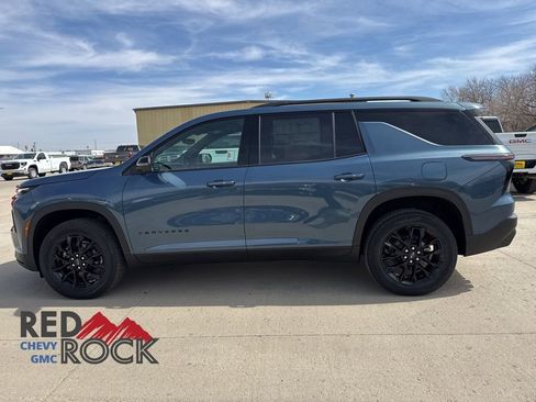 New 2026 Chevrolet Traverse LT w/ Midnight/Sport Edition image 8