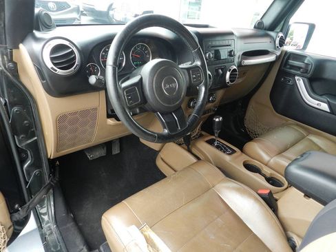 Used 2012 Jeep Wrangler Sahara w/ Trailer Tow Group AWD/4WD image 9