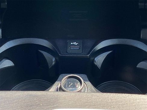 Used 2024 BMW 330i xDrive Sedan w/ Convenience Package image 21