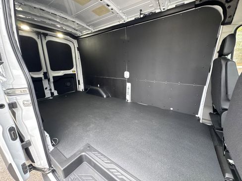 New 2026 Ford Transit 250 148 Medium Roof w/ Load Area Protection Package image 43