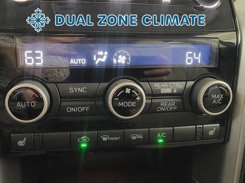 Used 2019 Subaru Ascent Limited AWD/4WD image 23