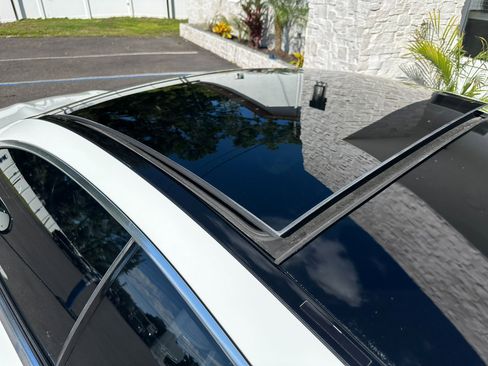 Used 2018 Mercedes-Benz E 400 Coupe image 17