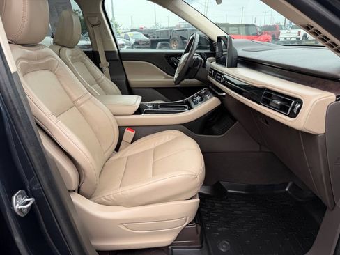 Used 2022 Lincoln Aviator Reserve w/ Elements Package Plus AWD/4WD image 58