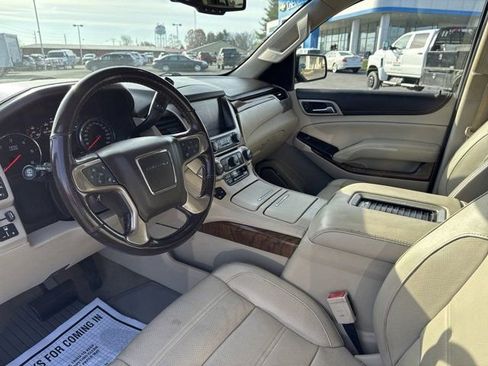 Used 2019 GMC Yukon XL Denali w/ Open Road Package image 17