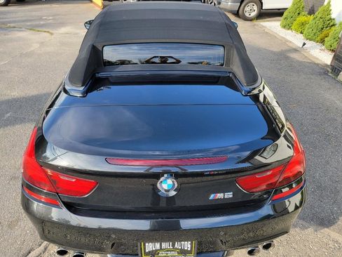 Used 2015 BMW M6 Convertible image 18