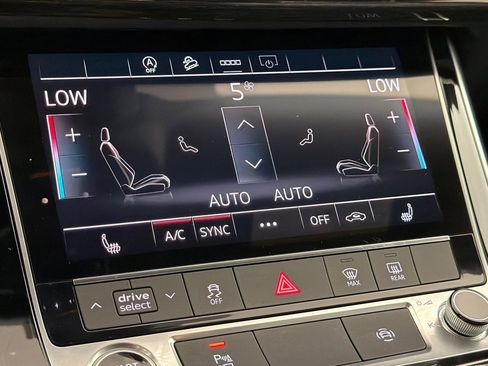 Used 2025 Audi Q8 Premium w/ Black Optic Package AWD/4WD image 20