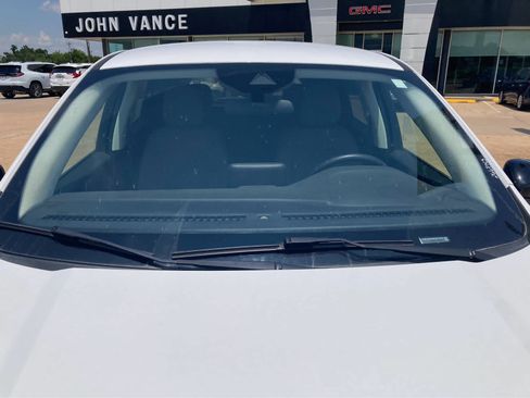 Used 2022 Ford Escape SE w/ SE Sport Appearance Package AWD/4WD image 11