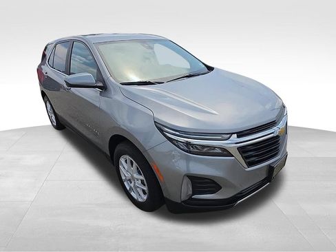 Used 2023 Chevrolet Equinox LT AWD/4WD image 1