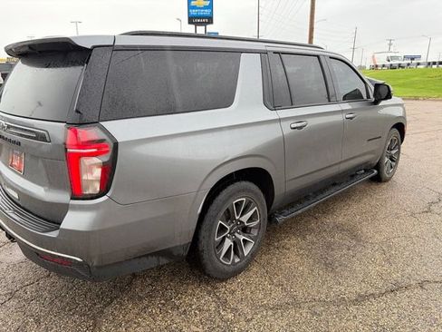 Used 2022 Chevrolet Suburban Z71 w/ Off-Road Capability Package AWD/4WD image 3