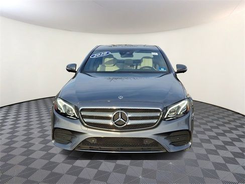 Used 2020 Mercedes-Benz E 350 4MATIC Sedan image 2