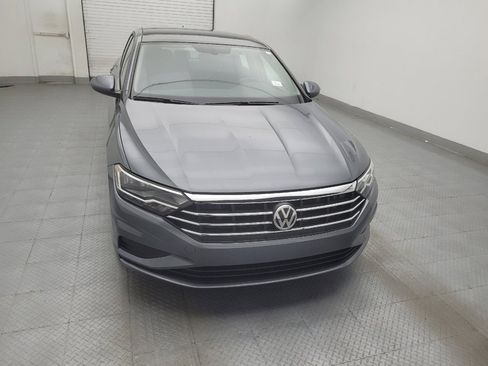 Used 2021 Volkswagen Jetta SE w/ SE Cold Weather Package FWD image 14
