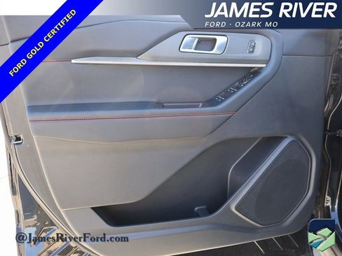 Certified 2025 Ford Explorer ST-Line w/ ST-Line Street Pack image 22