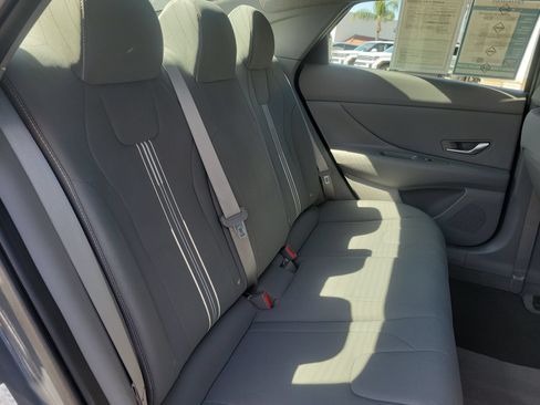 Used 2023 Hyundai Elantra SEL w/ Convenience Package FWD image 26