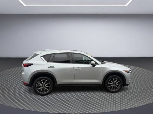 Used 2018 MAZDA CX-5 Touring w/ Preferred Equipment Package image 8