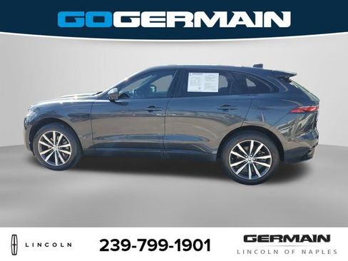 Used 2024 Jaguar F-PACE R-Dynamic S image 10