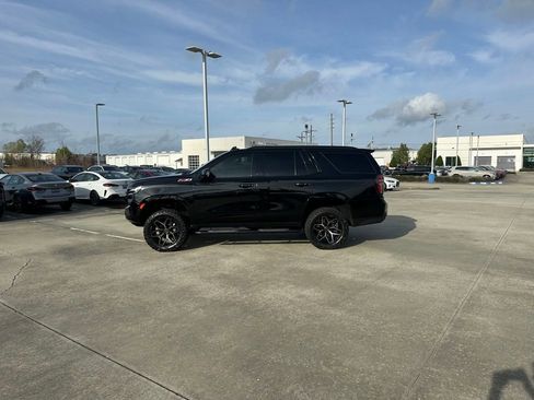 Used 2023 Chevrolet Tahoe Z71 w/ Luxury Package image 9