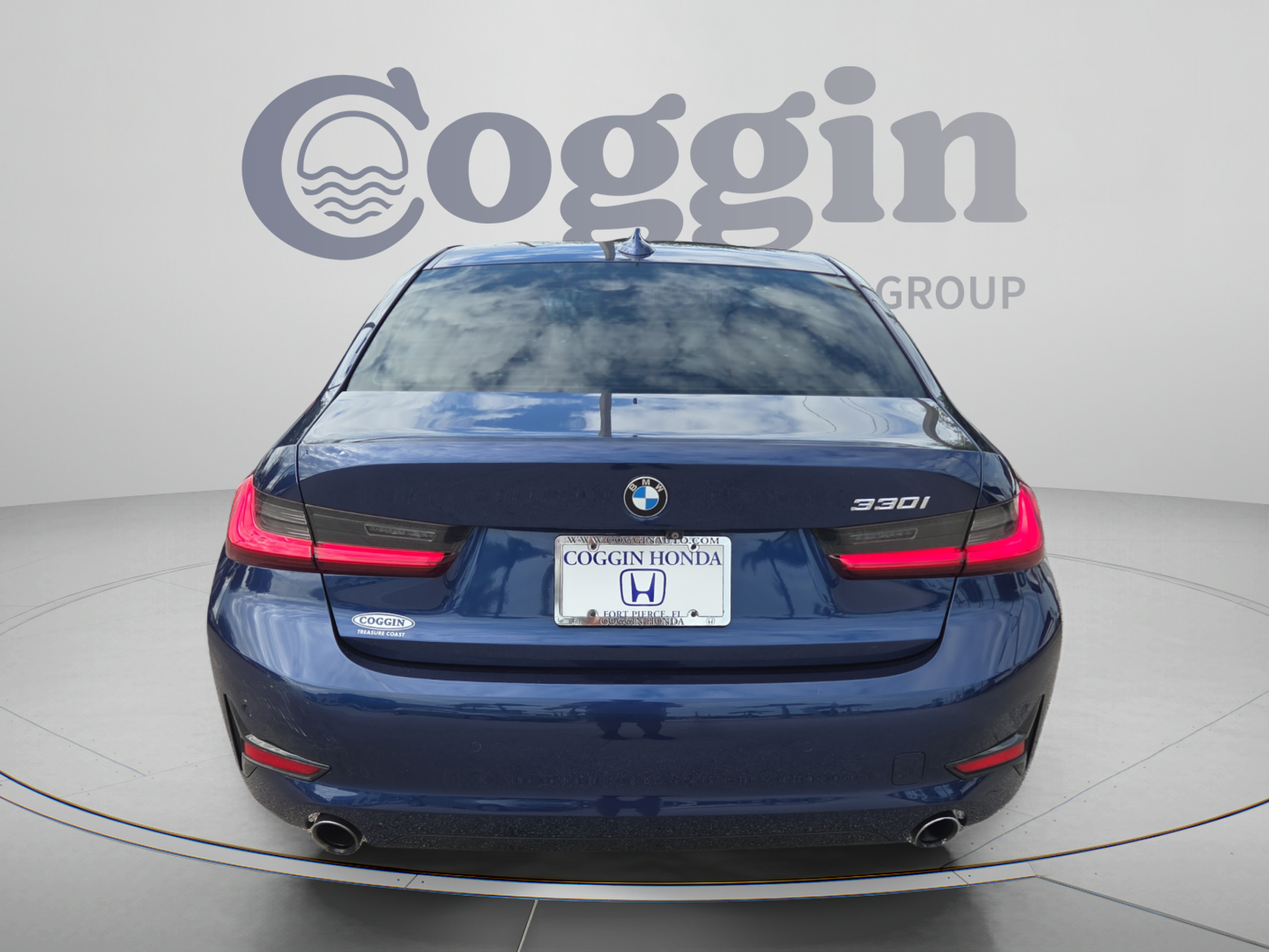 Used 2020 BMW 330i Sedan w/ Convenience Package RWD image 4
