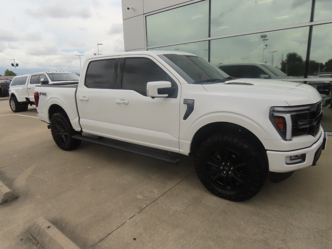 Used 2025 Ford F150 Platinum w/ FX4 Off-Road Package AWD/4WD image 7