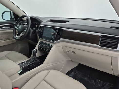 Used 2022 Volkswagen Atlas SE FWD image 26