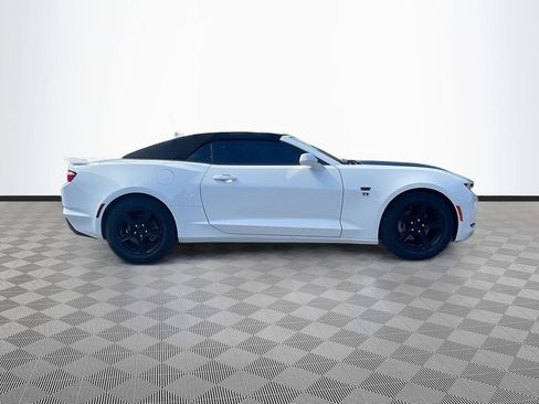 Used 2023 Chevrolet Camaro LT RWD image 8
