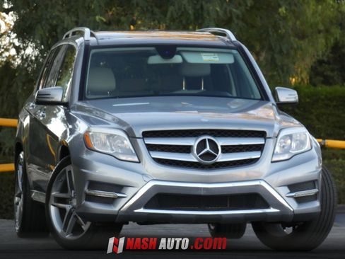 Used 2013 Mercedes-Benz GLK 350 4MATIC image 1