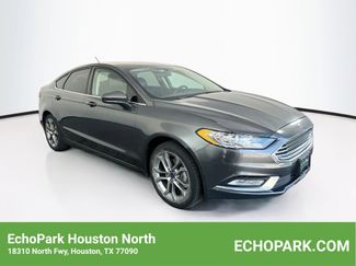 Used 2017 Ford Fusion SE w/ Equipment Group 201A FWD video 1