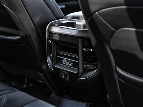 Used 2023 RAM 1500 Laramie AWD/4WD image 40