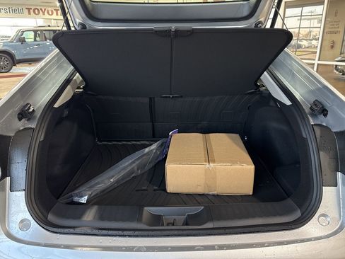 New 2026 Toyota Prius Plug-In Hybrid image 24