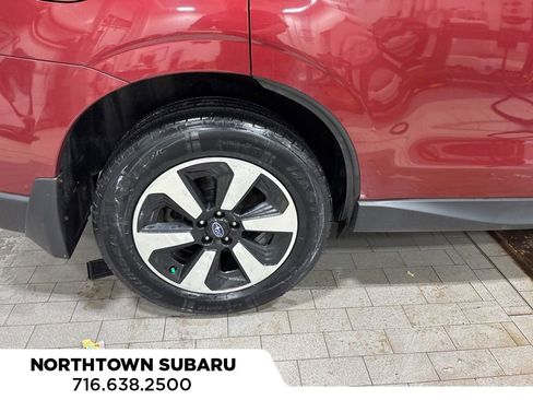 Used 2018 Subaru Forester 2.5i Premium image 17
