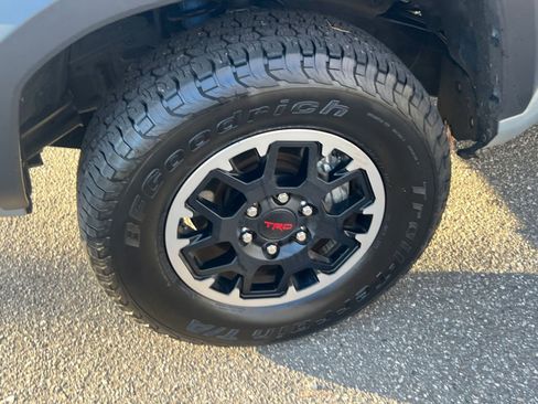 Used 2025 Nissan Altima 2.5 SR image 23