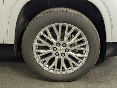 Used 2025 GMC Acadia Denali w/ LPO, Floor Liner Package image 11